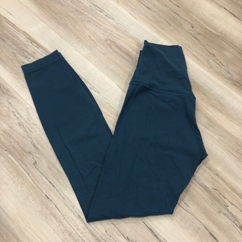 Lululemon align 25"